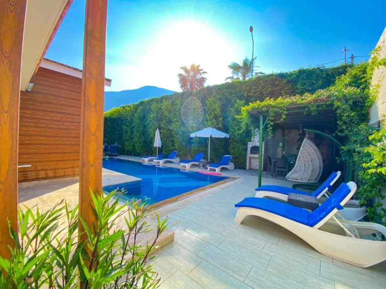 Fethiye’de Çocuk Dostu Korunaklı Villa Seçerken Nelere Dikkat Edilmeli?